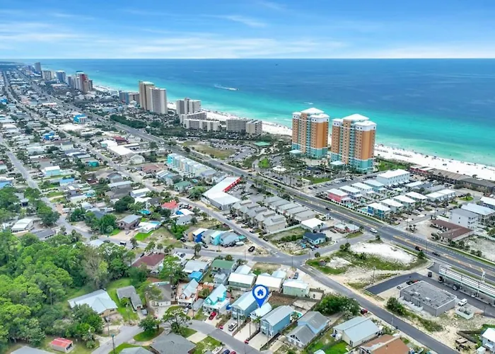 Stylish Studio With Loft On East End Of Pcb Just Half Mile To Beach